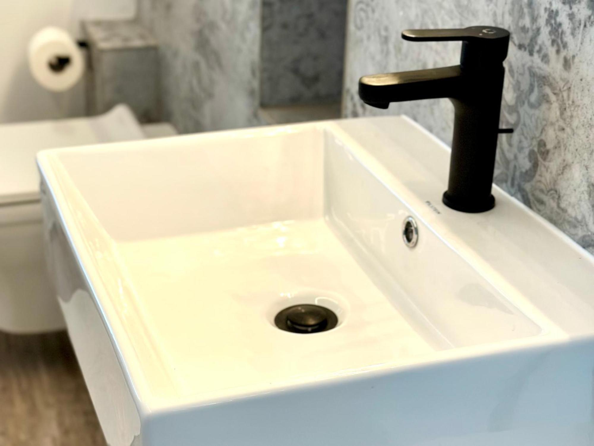 Beefree Whirlpoolsuite34-Free Parking & Fast Internet Passau Buitenkant foto