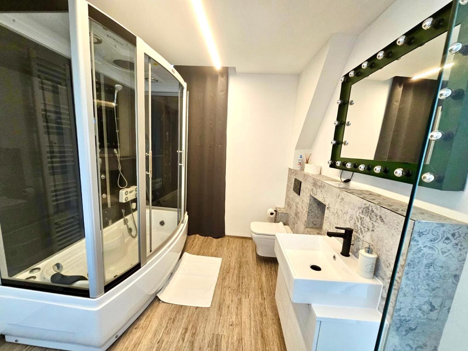 Beefree Whirlpoolsuite34-Free Parking & Fast Internet Passau Buitenkant foto
